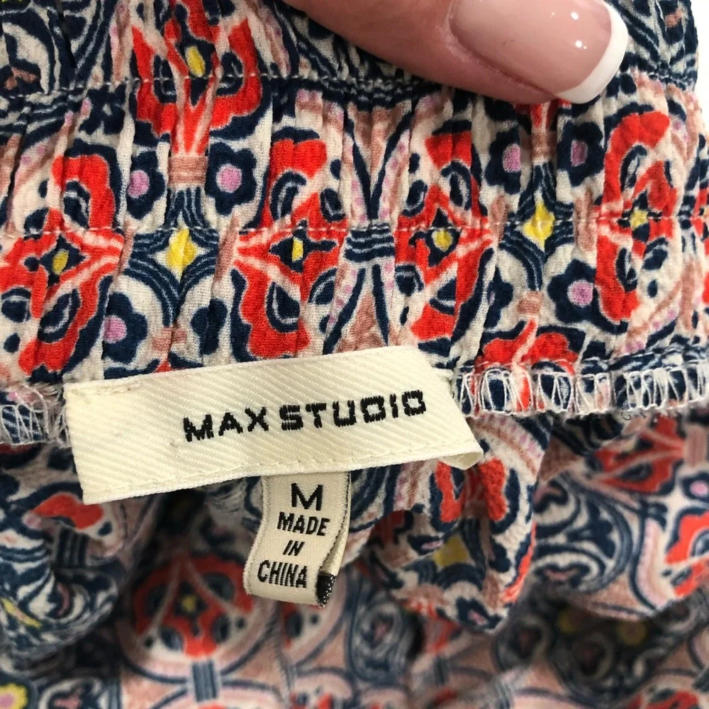 Max Studio Multicolor Patterned Capris - Picture 2 of 13